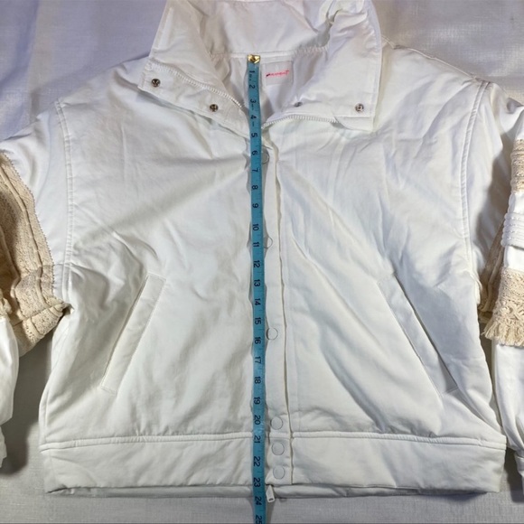 NWOT Free People Movement Solstice Jacket, White, Sz. M - Picture 7 of 7